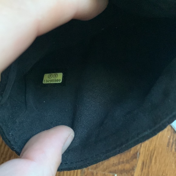 Chanel Phone French Purse - Picture 9 of 12